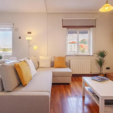 Habitación en casa particular Luminoso Con Vistas A La Ría De *
